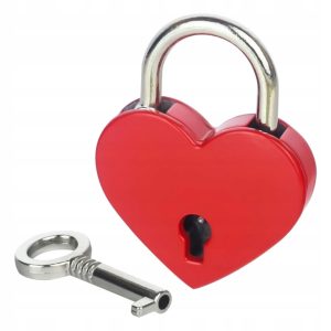 MINI DEKORACYJNA KŁÓDKA Z KLUCZEM| KSZTAŁT SERCA| CZERWONA 3,9x3 x0,7 cm