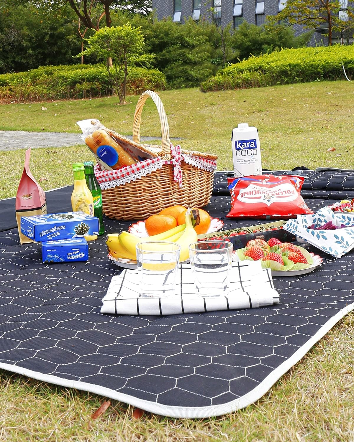 Uniwersalna Mata do Bagażnika dla Psa 185x103x34 Wodoodporna Antypoślizgowa - obrazek 5