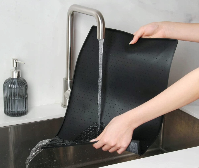 MATA STOŁOWA PODKŁADKA ANTYPOŚLIZGOWA POD EKSPRES CZARNY 30 CM X 48 CM - obrazek 16